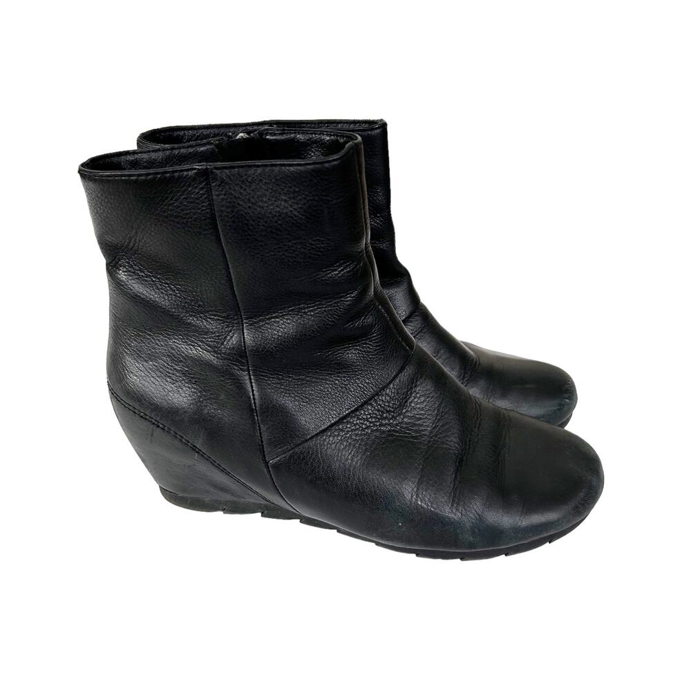 Gentle Souls Black Leather Barn Voyage Wedge Boots Sz 6